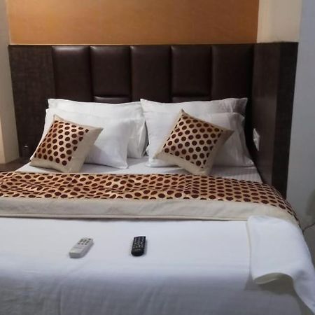 Hotel Stay House Nowe Delhi Zewnętrze zdjęcie