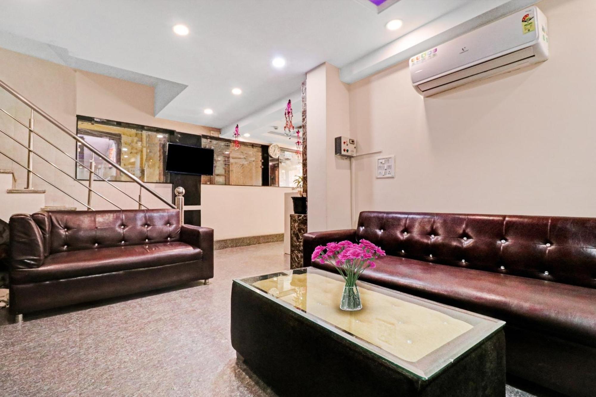 Hotel Stay House Nowe Delhi Zewnętrze zdjęcie