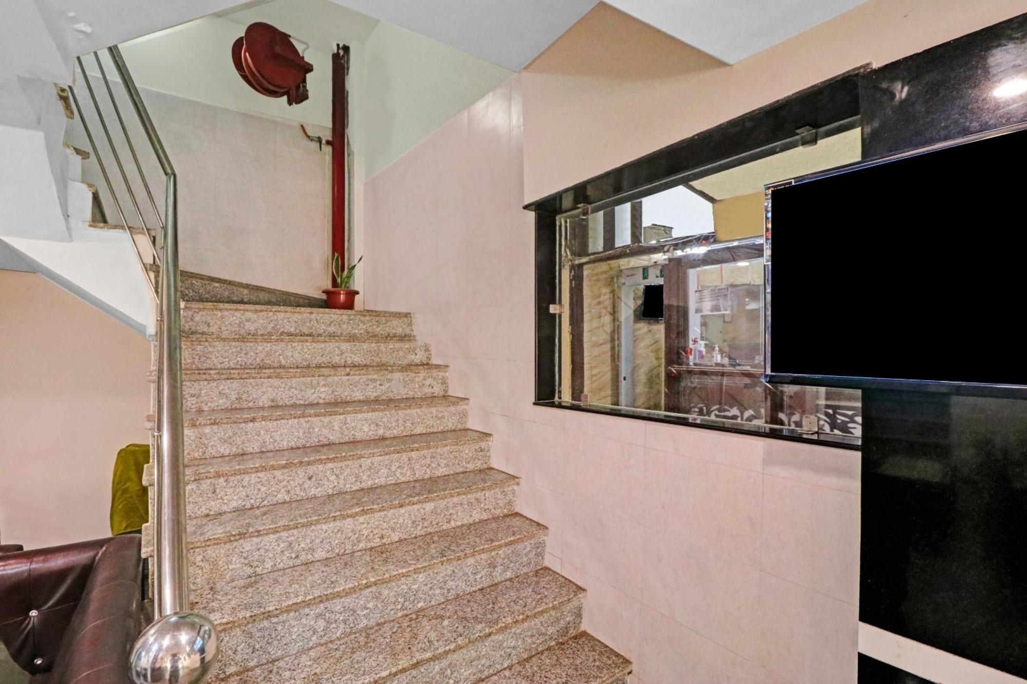 Hotel Stay House Nowe Delhi Zewnętrze zdjęcie