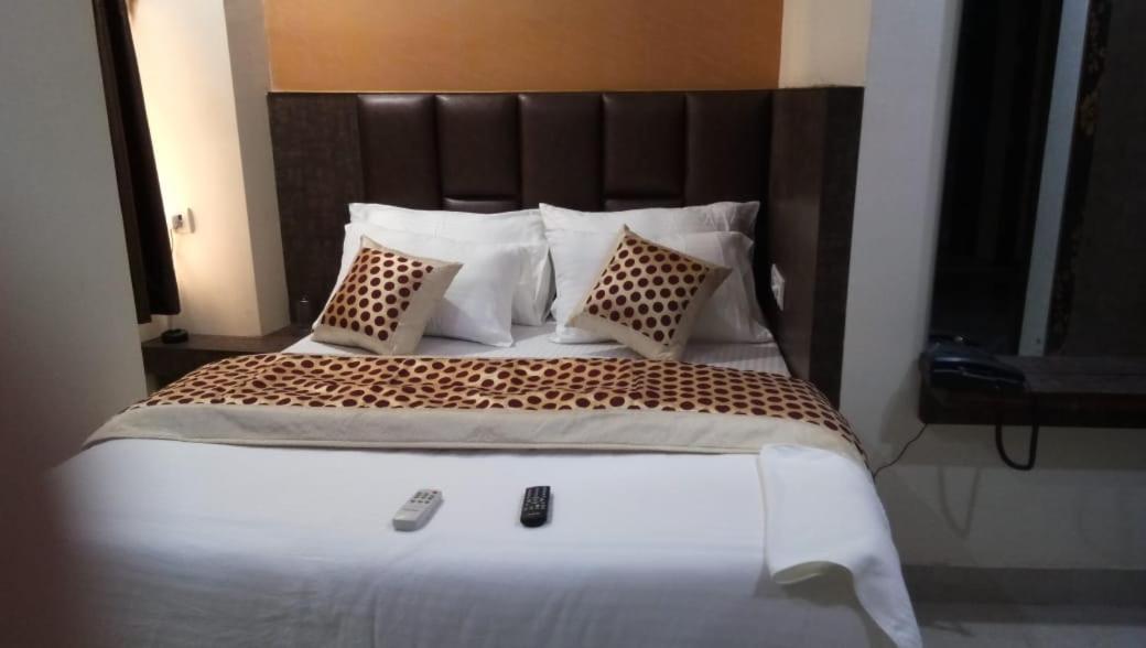 Hotel Stay House Nowe Delhi Zewnętrze zdjęcie